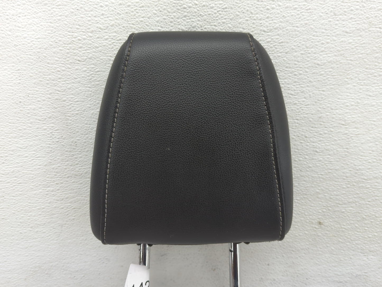 2015-2019 Ford Escape Headrest Head Rest Rear Seat Fits Fits 2015 2016 2017 2018 2019 OEM Used Auto Parts - Oemusedautoparts