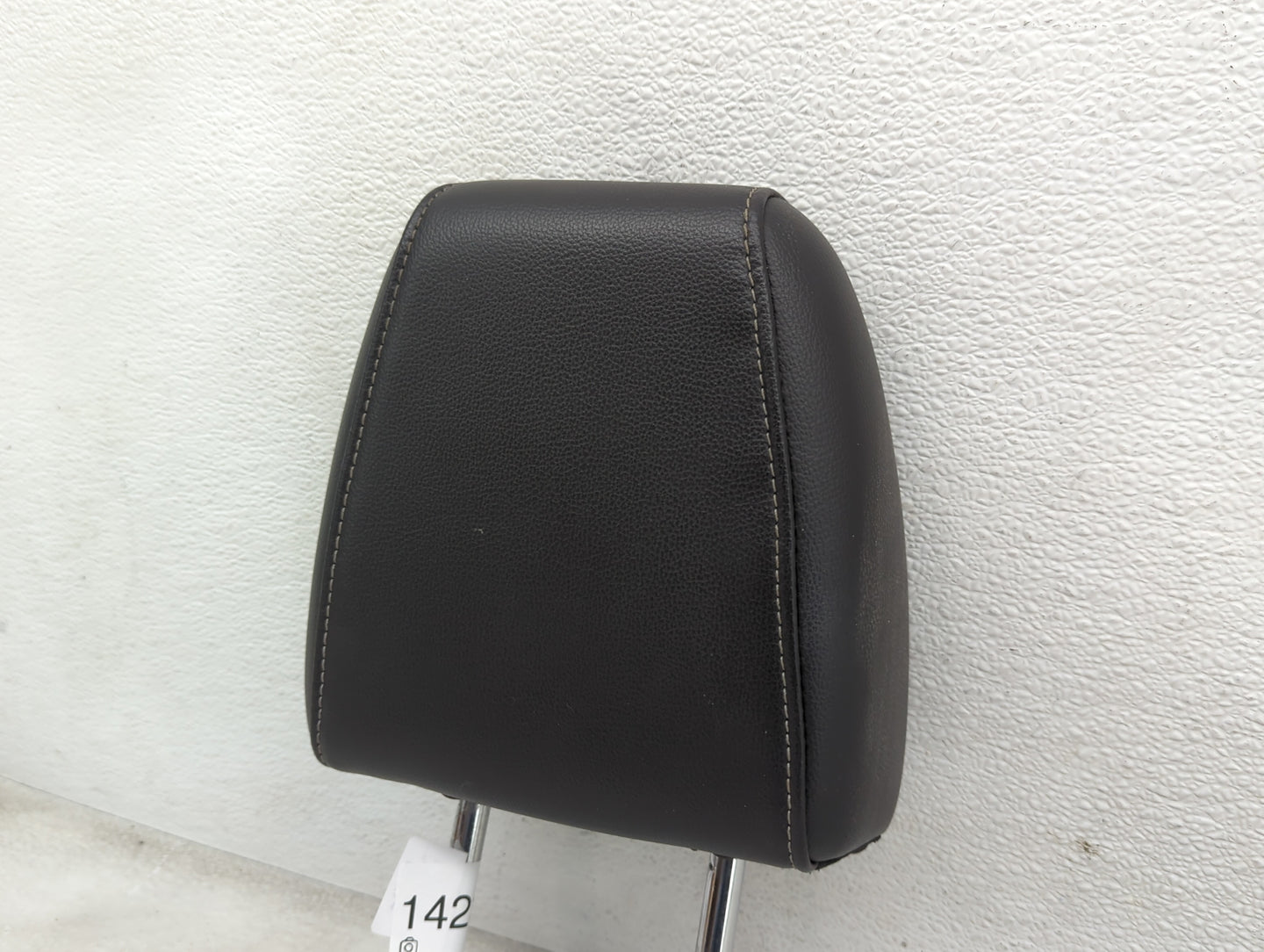 2015-2019 Ford Escape Headrest Head Rest Rear Seat Fits Fits 2015 2016 2017 2018 2019 OEM Used Auto Parts - Oemusedautoparts