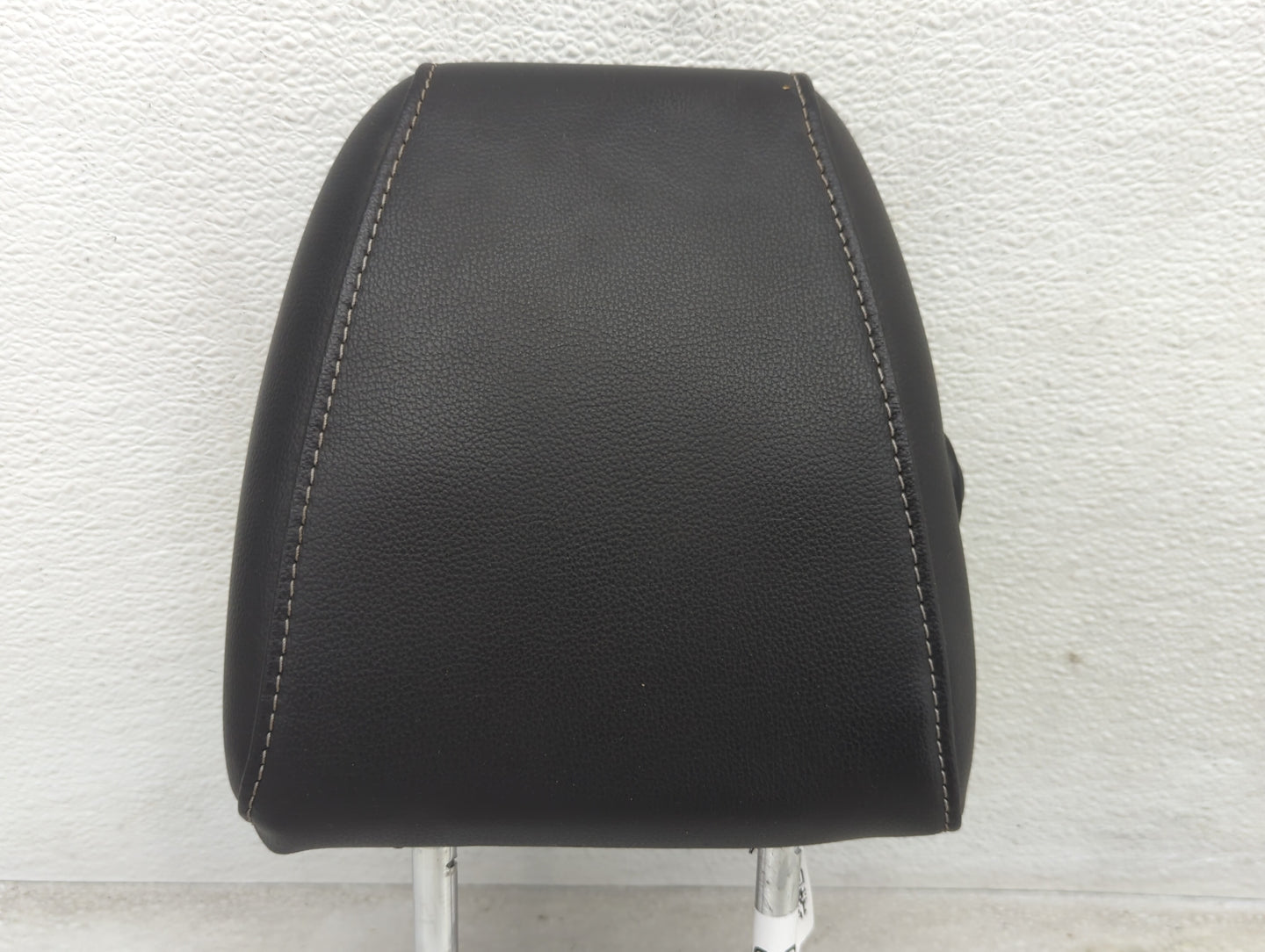 2015-2019 Ford Escape Headrest Head Rest Rear Seat Fits Fits 2015 2016 2017 2018 2019 OEM Used Auto Parts - Oemusedautoparts