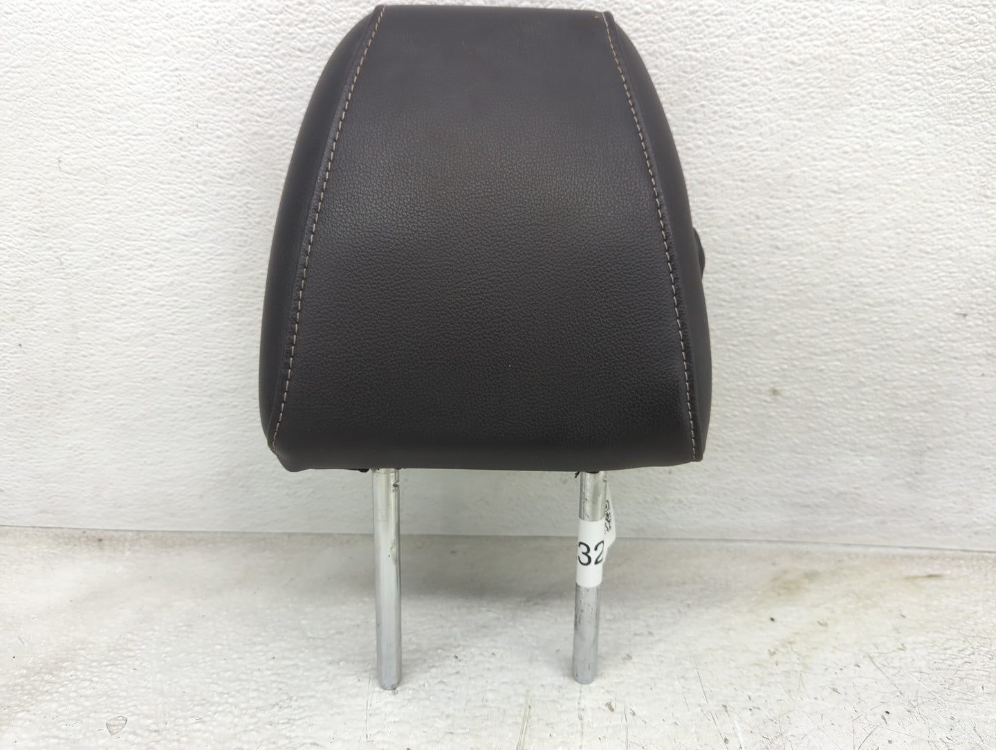 2015-2019 Ford Escape Headrest Head Rest Rear Seat Fits Fits 2015 2016 2017 2018 2019 OEM Used Auto Parts - Oemusedautoparts