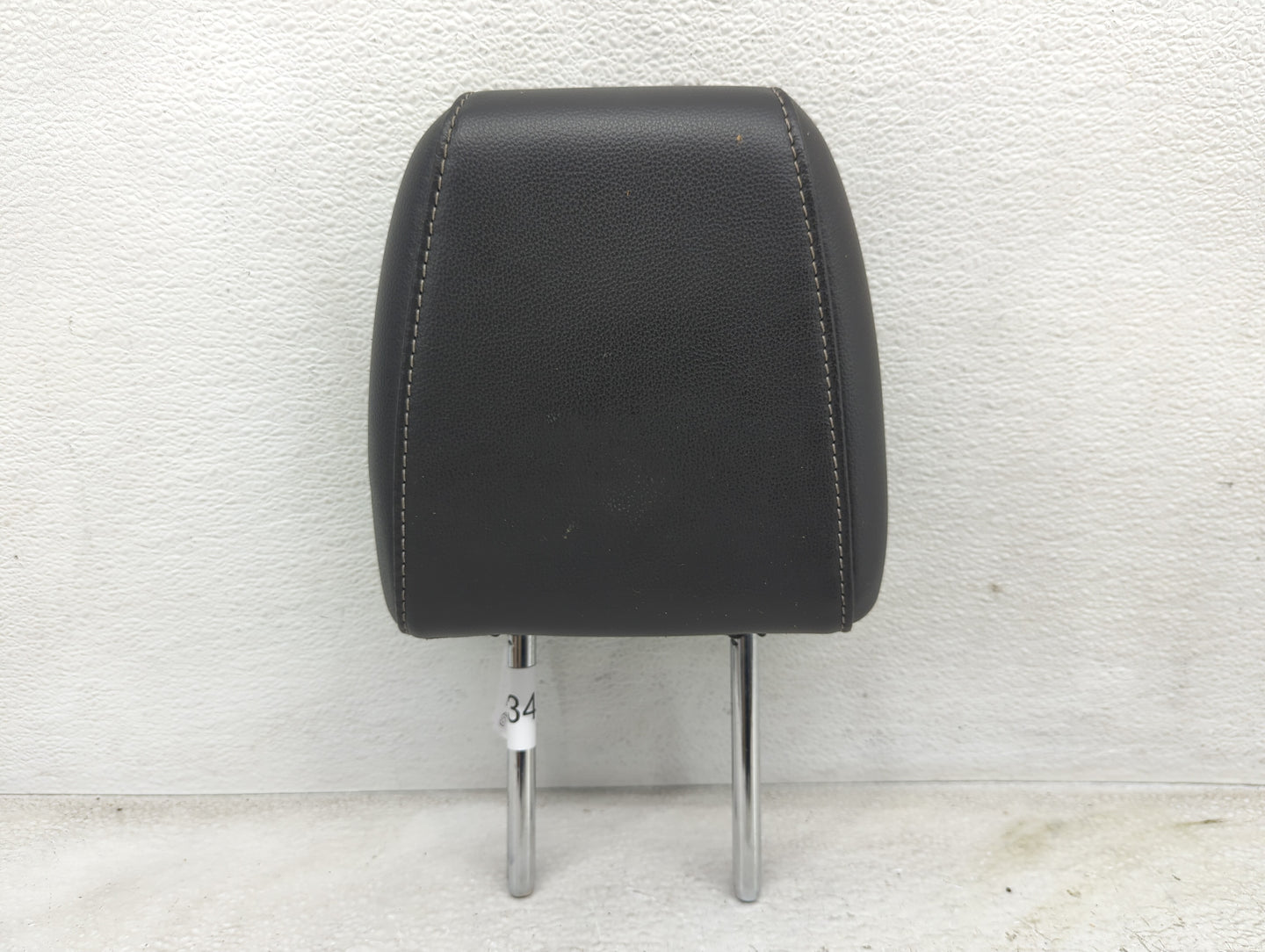 2016-2017 Ford Escape Headrest Head Rest Rear Seat Fits Fits 2016 2017 OEM Used Auto Parts - Oemusedautoparts1.com