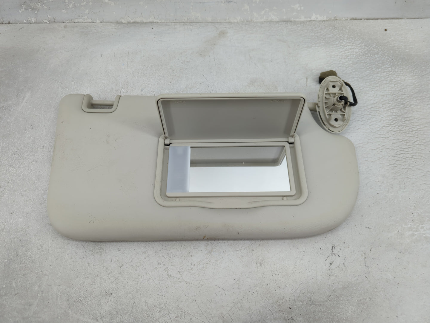 2013-2019 Ford Escape Sun Visor Shade Replacement Passenger Right Mirror Fits Fits 2013 2014 2015 2016 2017 2018 2019 OEM Us