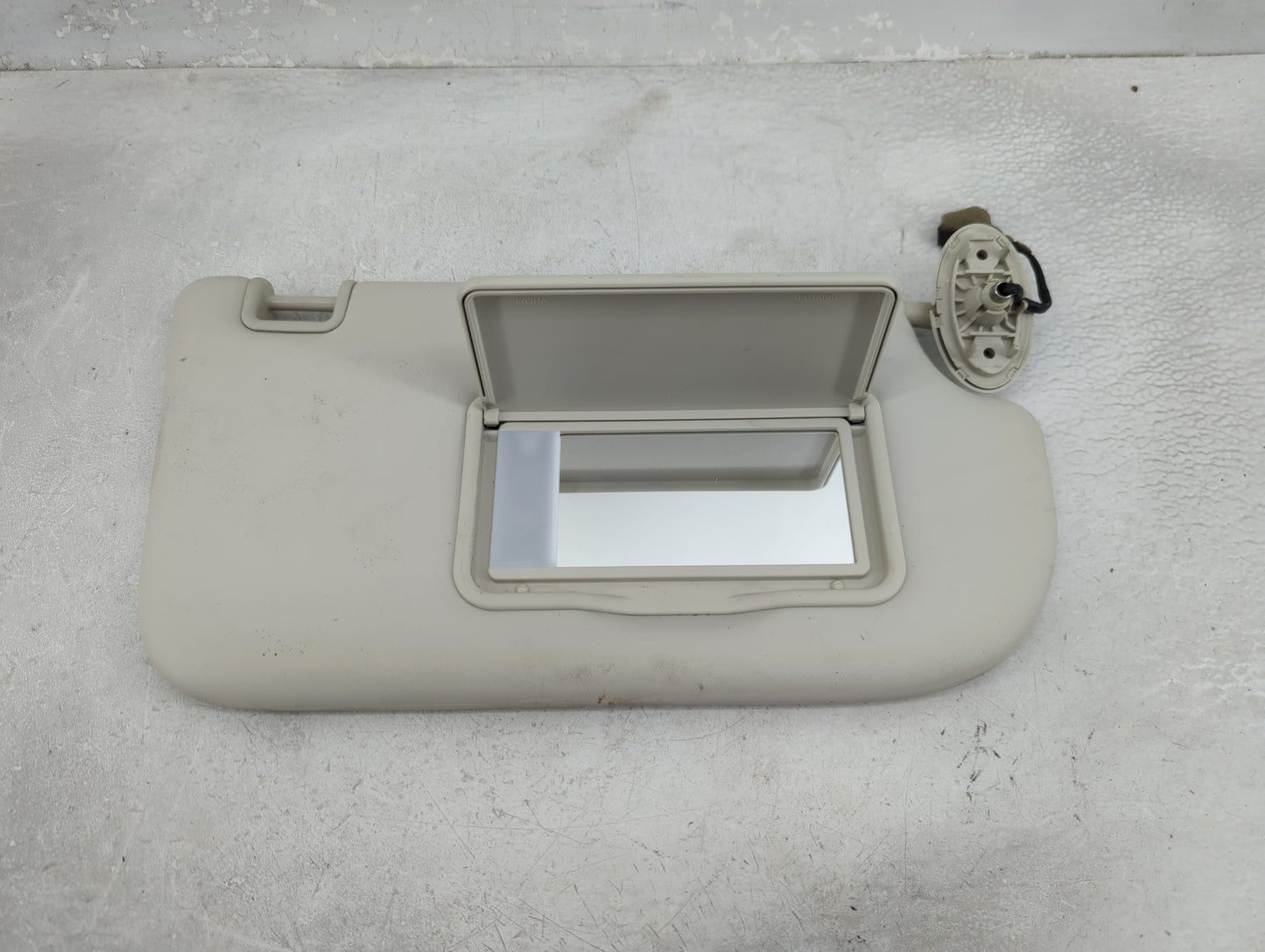 2013-2019 Ford Escape Sun Visor Shade Replacement Passenger Right Mirror Fits Fits 2013 2014 2015 2016 2017 2018 2019 OEM Us
