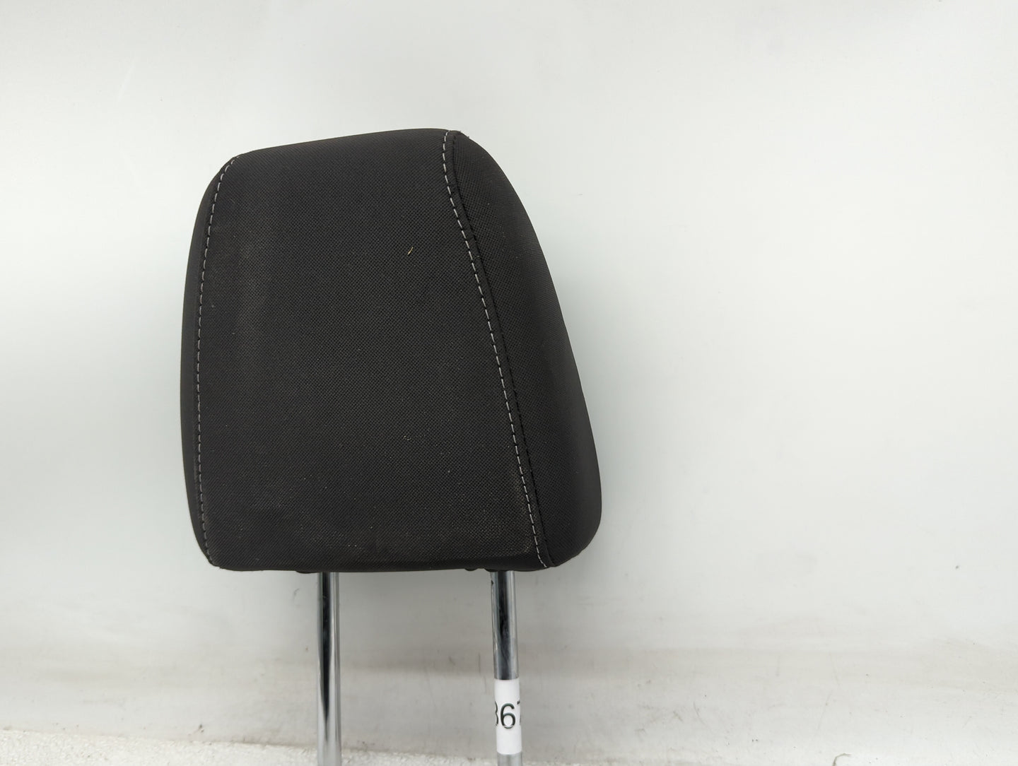 2016-2019 Ford Escape Headrest Head Rest Rear Seat Fits Fits 2016 2017 2018 2019 OEM Used Auto Parts - Oemusedautoparts1.com