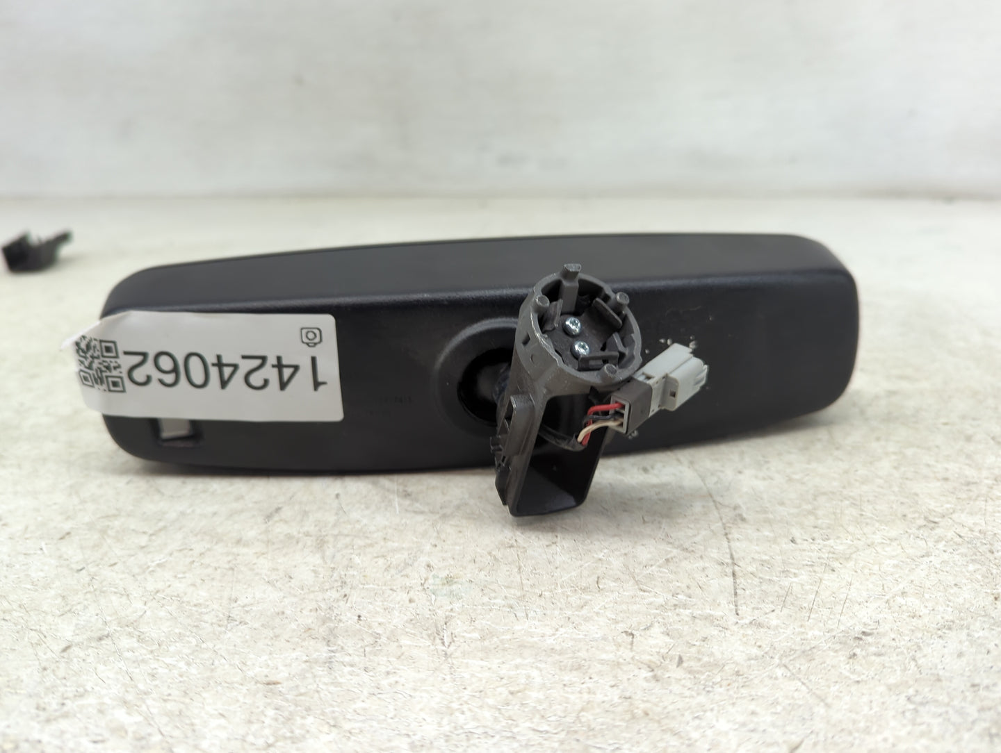 2013-2019 Ford Escape Interior Rear View Mirror Replacement OEM P/N:046832 E11 Fits OEM Used Auto Parts - Oemusedautoparts1.