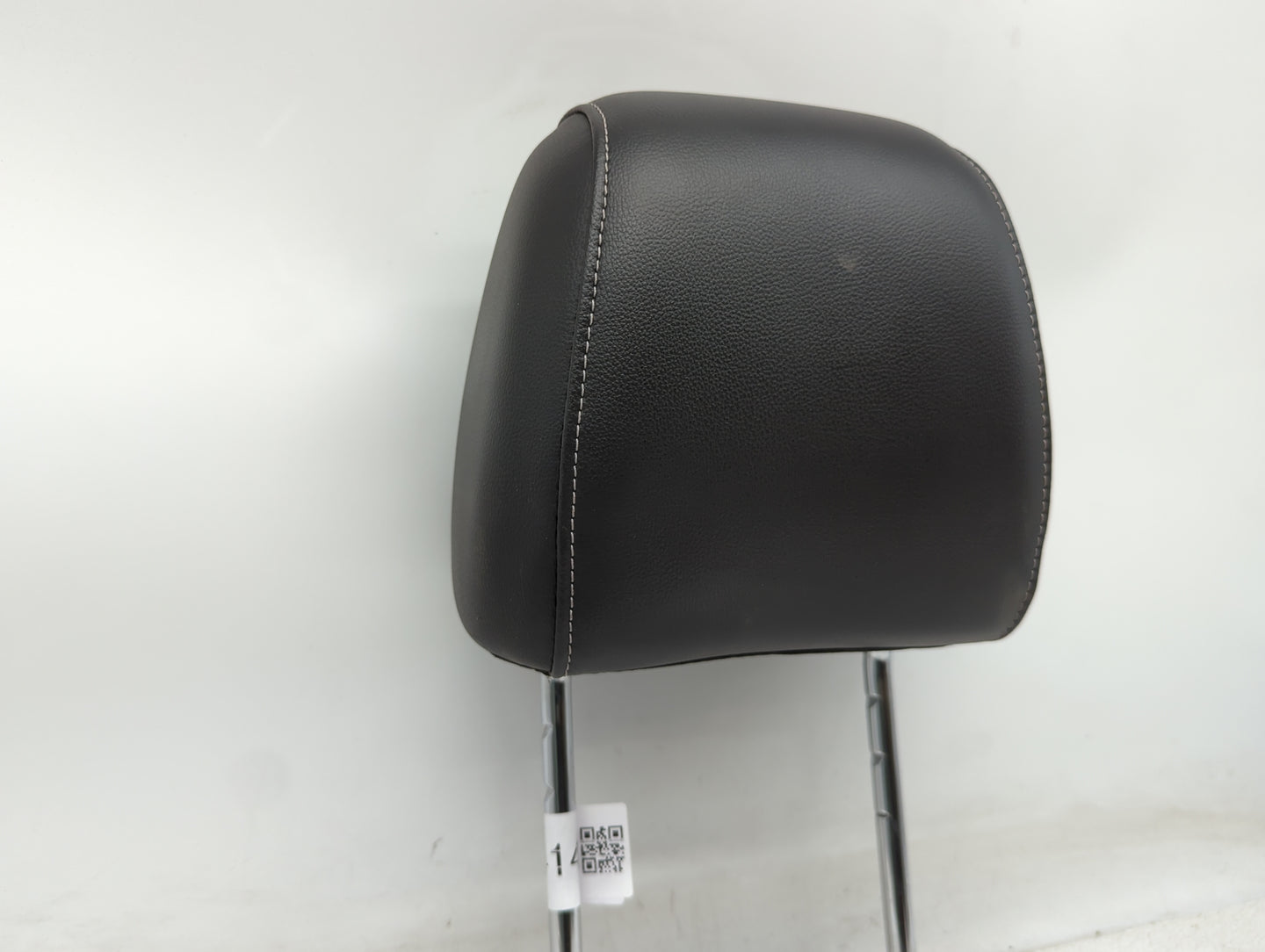2015-2019 Ford Escape Headrest Head Rest Front Driver Passenger Seat - Oemusedautoparts1.com