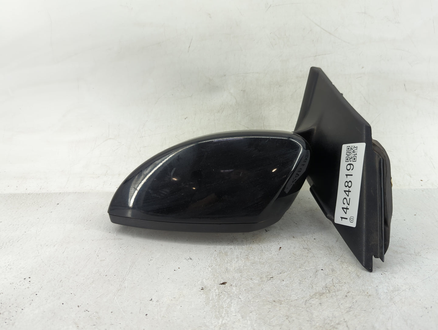2017-2019 Ford Escape Driver Side View Mirror - Left Door Mirror OEM Used - Oemusedautoparts1.com