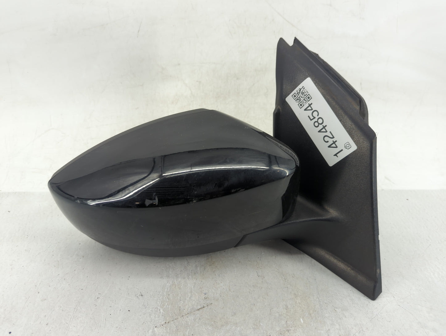 2017-2019 Ford Escape Passenger Side View Mirror - Right Door Mirror OEM Used - Oemusedautoparts1.com