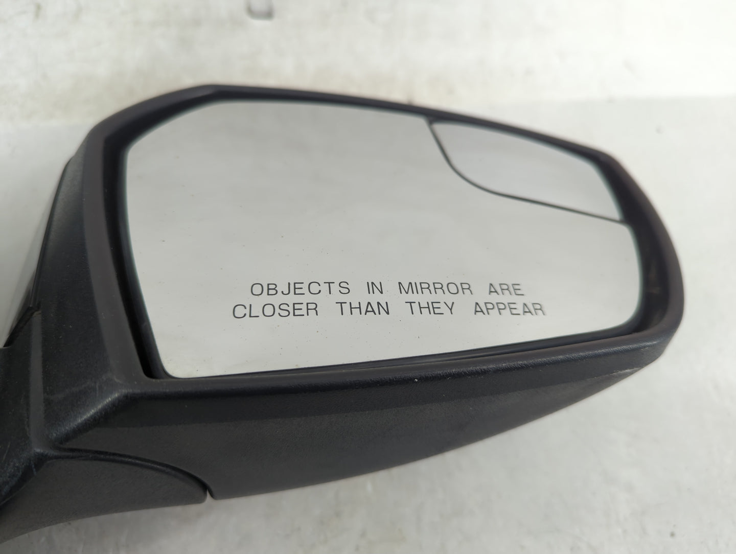 2017-2019 Ford Escape Passenger Side View Mirror - Right Door Mirror OEM Used - Oemusedautoparts1.com