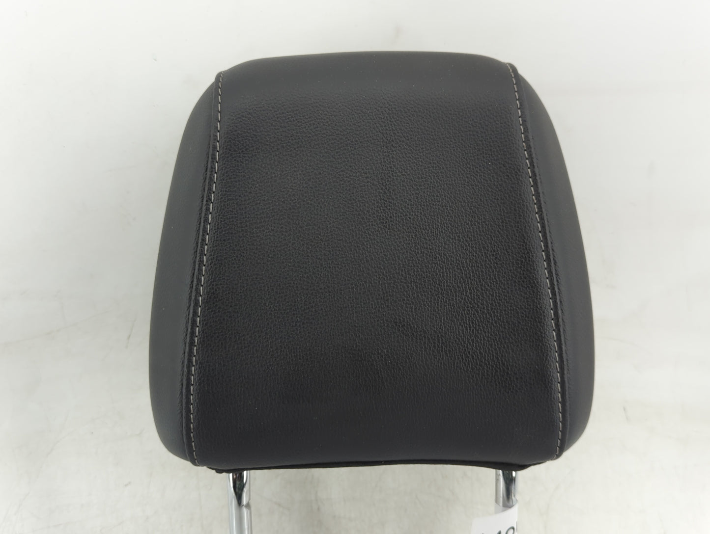 2017 Ford Escape Headrest Head Rest Front Driver Seat Black - Oemusedautoparts1.com