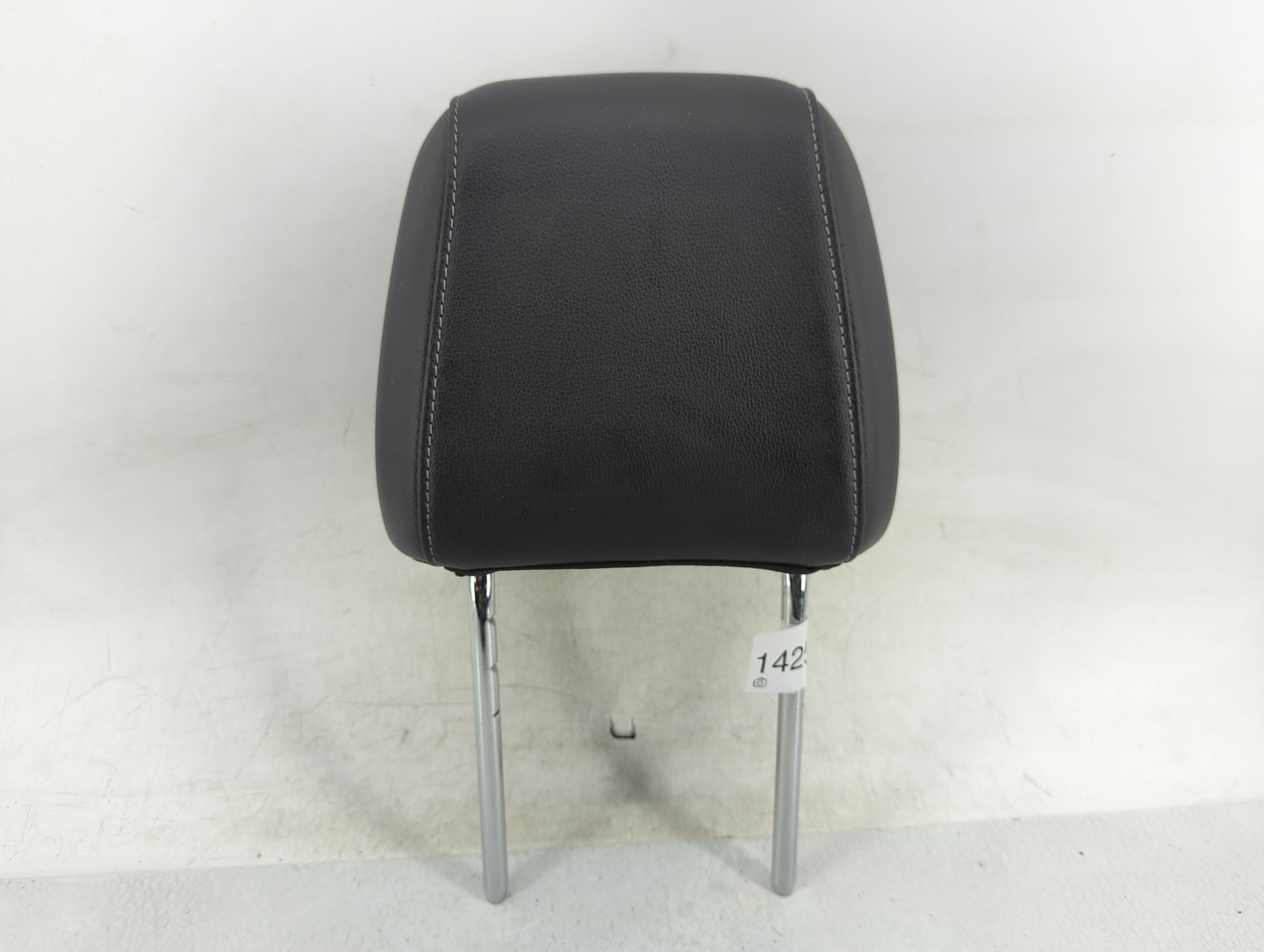 2017 Ford Escape Headrest Head Rest Front Driver Seat Black - Oemusedautoparts1.com