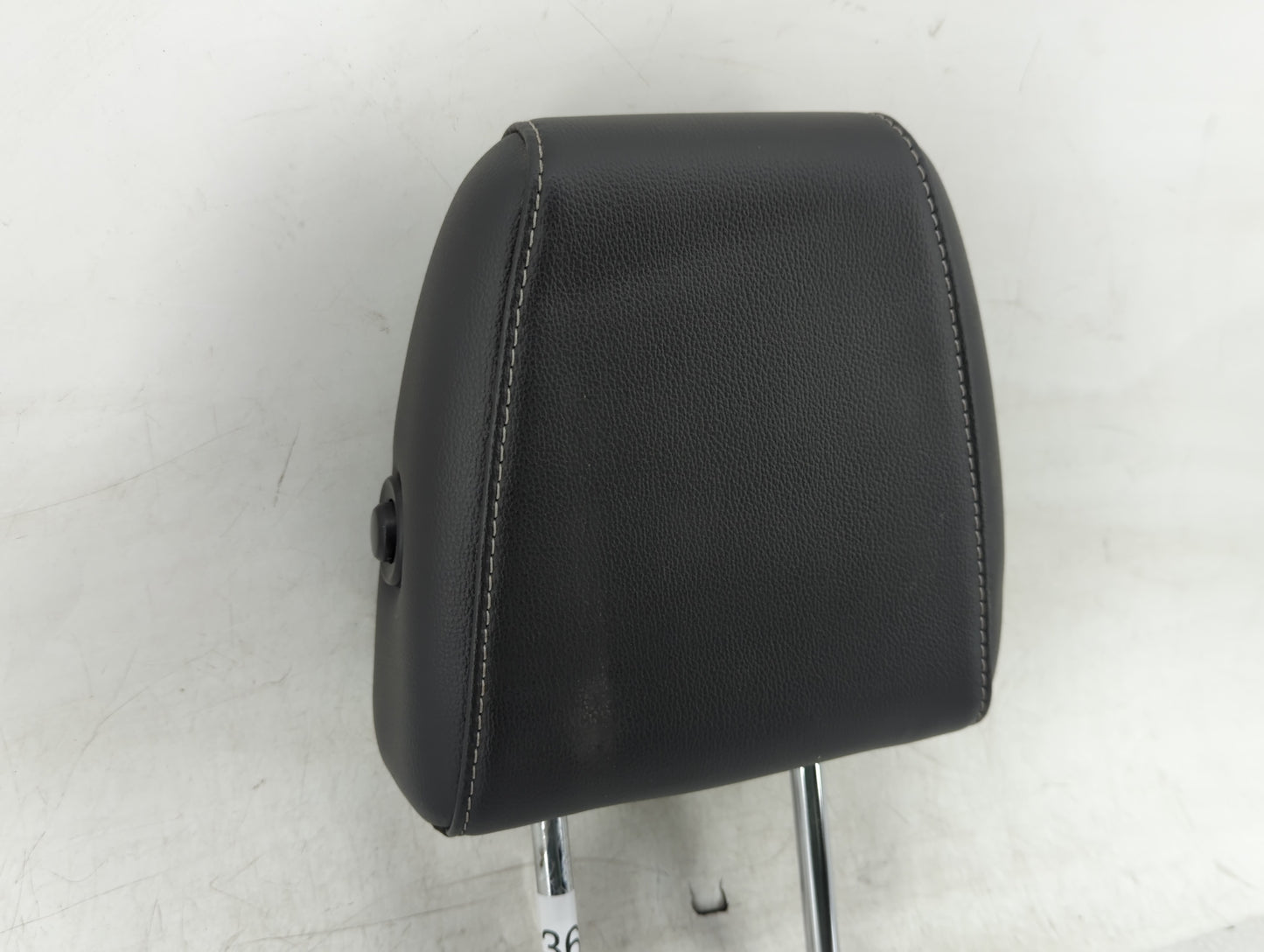 2017 Ford Escape Headrest Head Rest Front Driver Passenger Seat Fits OEM Used Auto Parts - Oemusedautoparts1.com