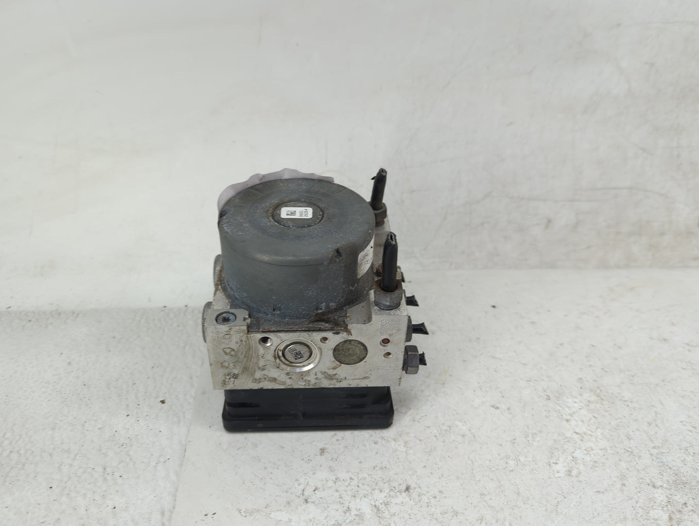 2017-2019 Ford Escape ABS Pump Control Module Replacement P/N:GV61-2C405-CH GV61-2C219-DH Fits Fits 2017 2018 2019 OEM Used 