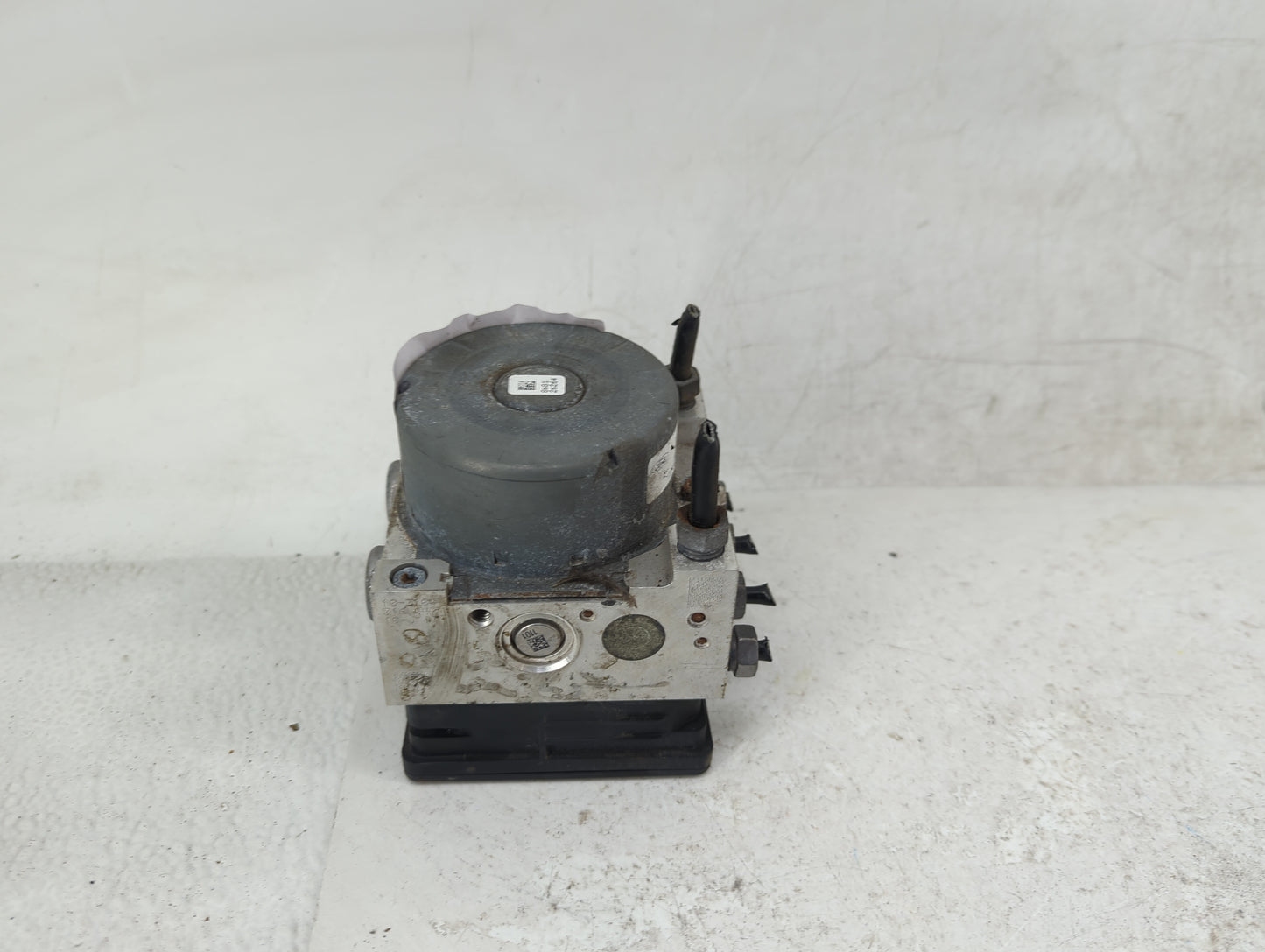 2017-2019 Ford Escape ABS Pump Control Module Replacement P/N:GV61-2C405-CH GV61-2C219-DH Fits Fits 2017 2018 2019 OEM Used 