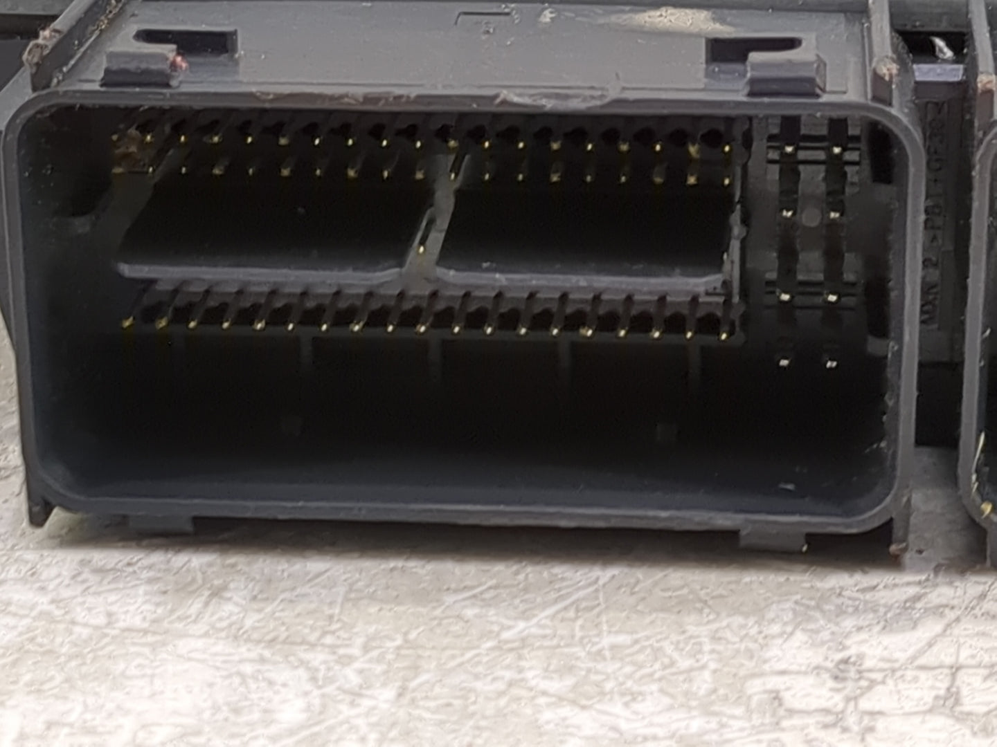 2017-2019 Ford Escape PCM Engine Control Computer ECU ECM PCU OEM P/N:HJ5A-12A650-MA FV6A-12B684-AB Fits Fits 2017 2018 2019
