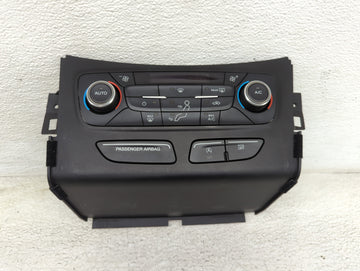 2017 Ford Escape Climate Control Module Temperature AC/Heater Replacement P/N:GJ5T-18C612-AC Fits OEM Used Auto Parts - Oemu
