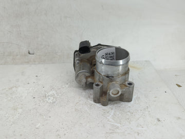 2017-2019 Ford Escape Throttle Body P/N:DS7G-9F991-BB Fits Fits 2014 2015 2016 2017 2018 2019 2020 OEM Used Auto Parts