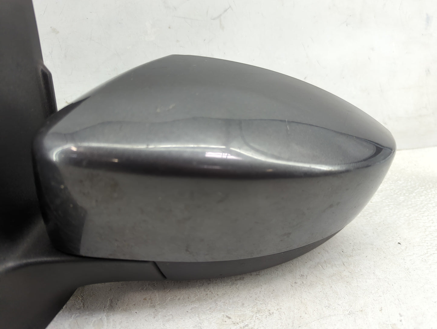 2017-2019 Ford Escape Driver Side View Mirror - Left Door Mirror OEM Used - Oemusedautoparts1.com