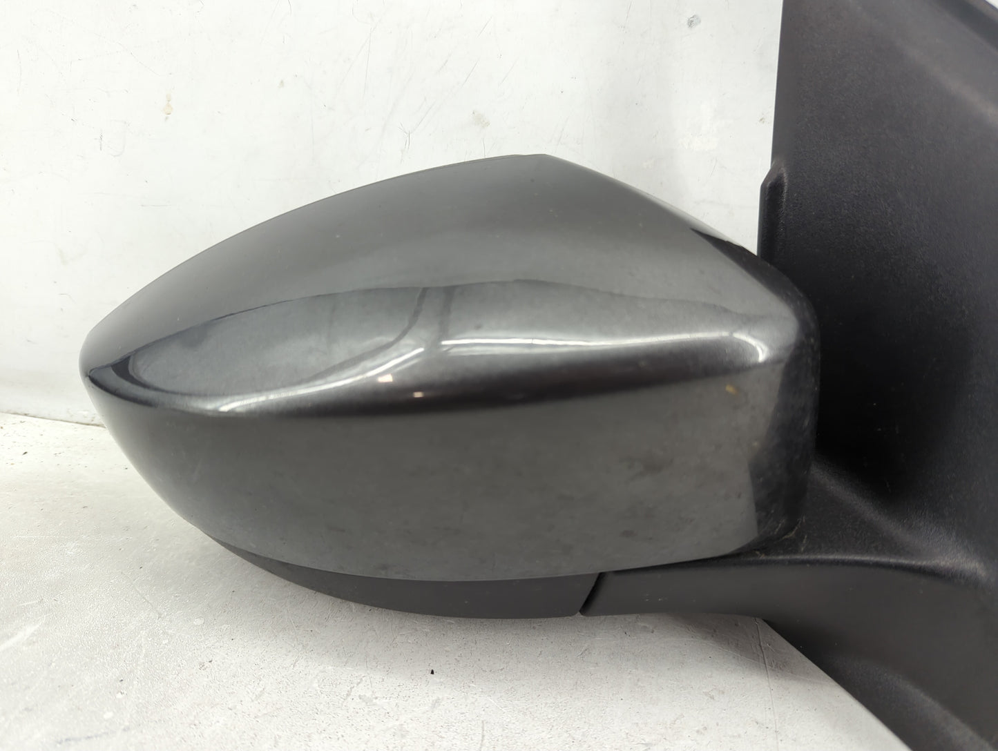 2017-2019 Ford Escape Passenger Side View Mirror - Right Door Mirror OEM Used - Oemusedautoparts1.com