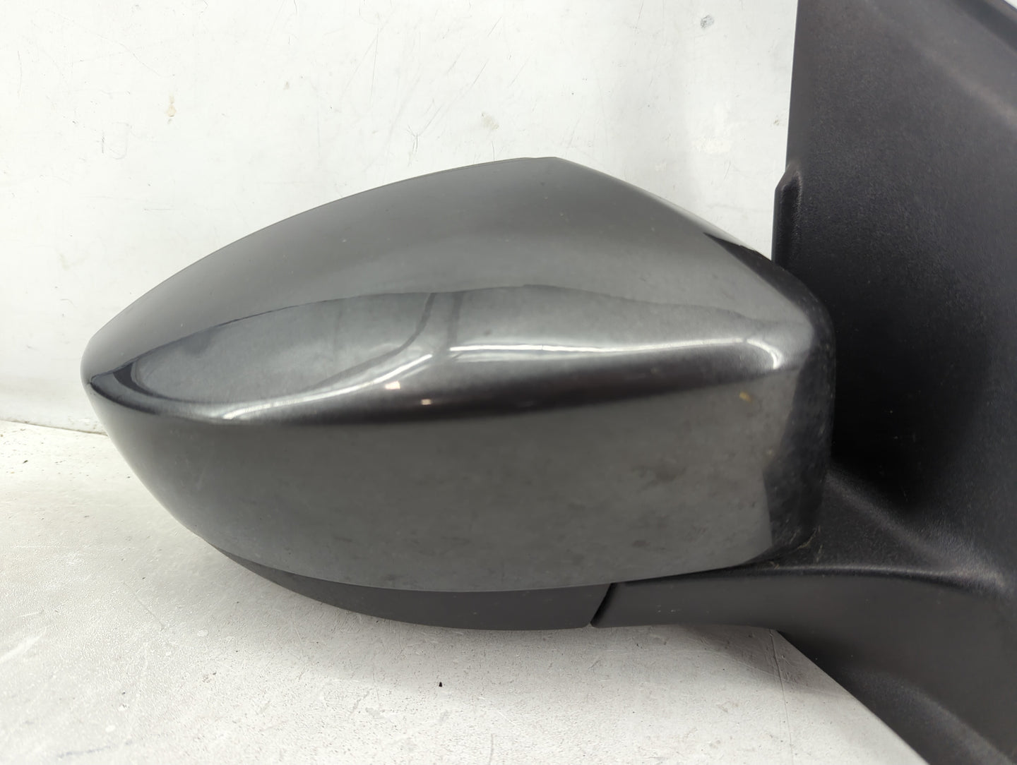 2017-2019 Ford Escape Passenger Side View Mirror - Right Door Mirror OEM Used - Oemusedautoparts1.com