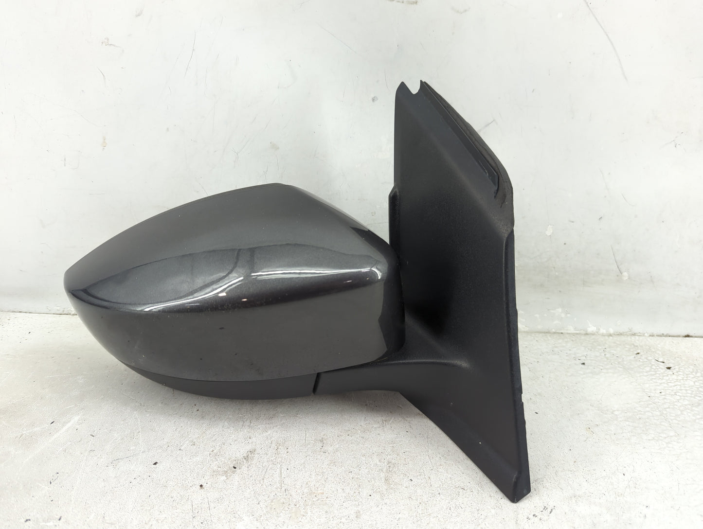 2017-2019 Ford Escape Passenger Side View Mirror - Right Door Mirror OEM Used - Oemusedautoparts1.com