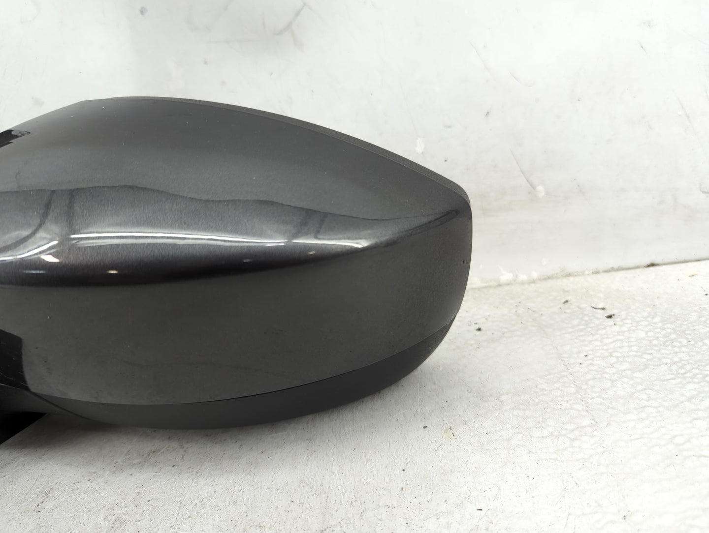 2017-2019 Ford Escape Driver Side View Mirror - Left Door Mirror OEM Used - Oemusedautoparts1.com