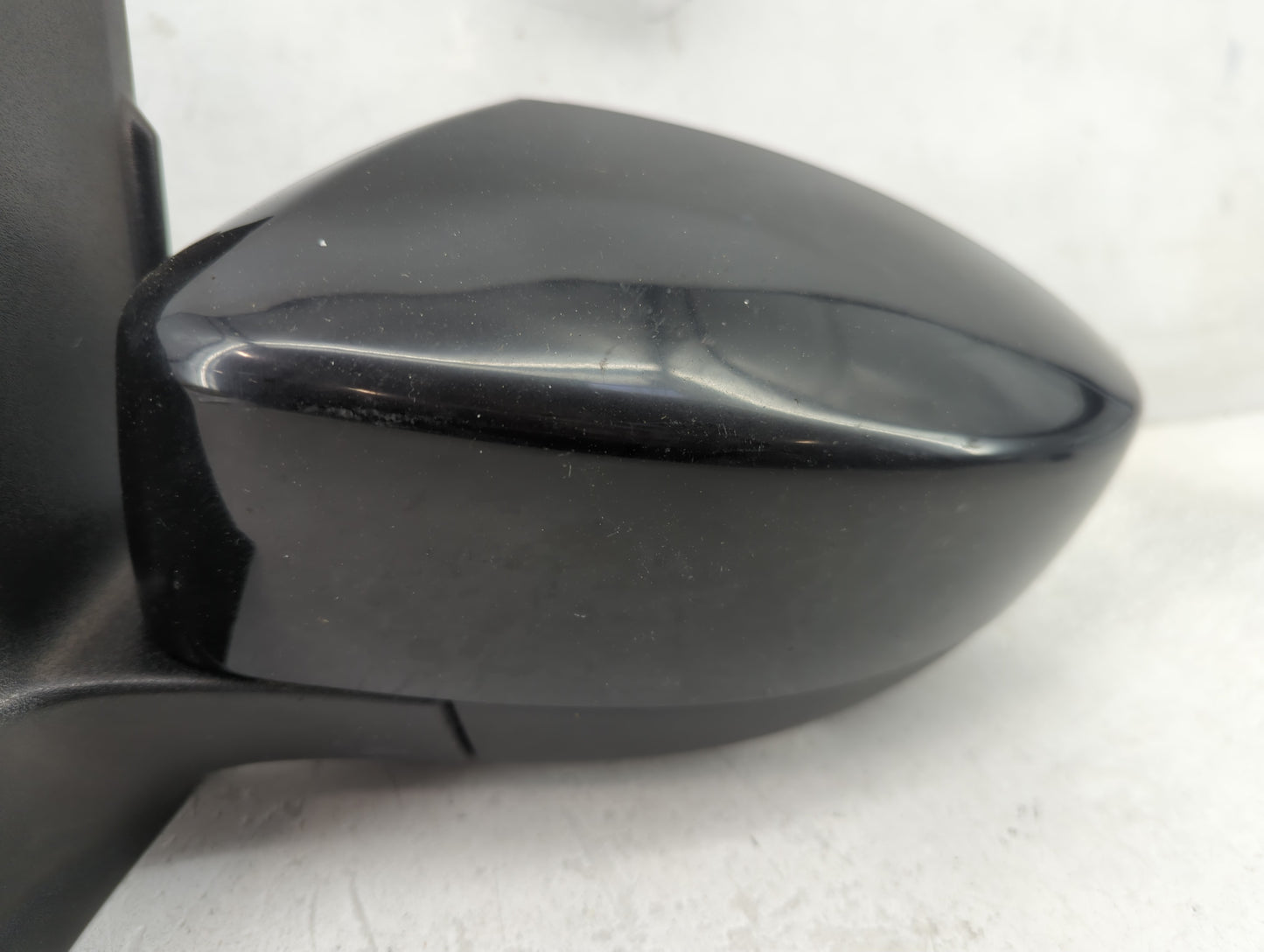 2017-2019 Ford Escape Driver Side View Mirror - Left Door Mirror OEM Used - Oemusedautoparts1.com