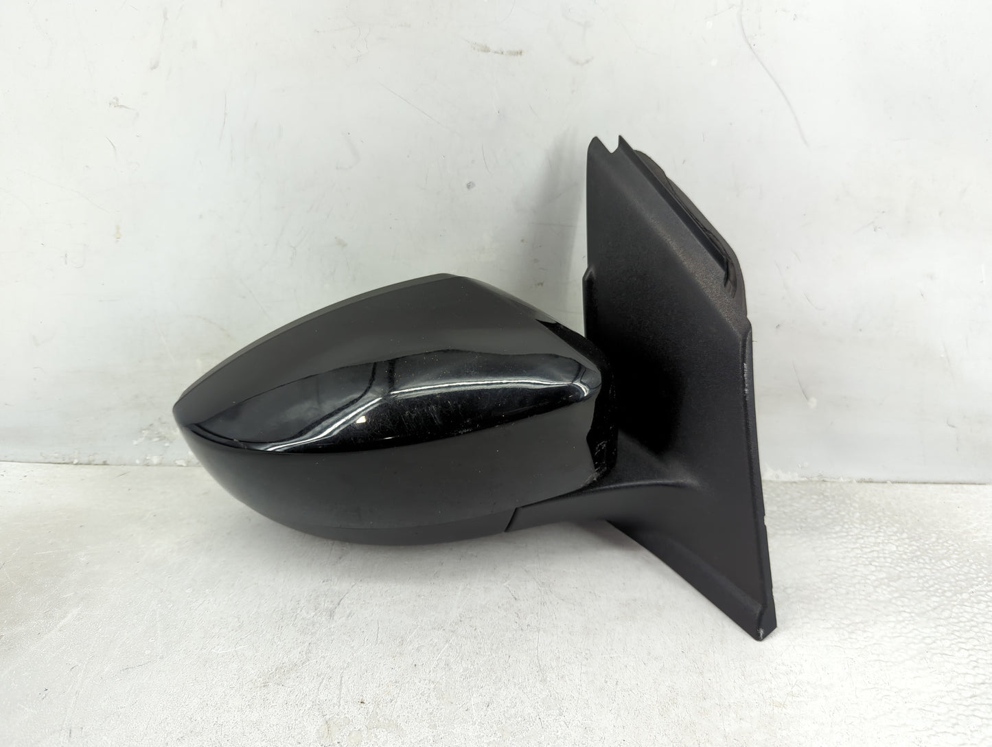 2017-2019 Ford Escape Passenger Side View Mirror - Right Door Mirror OEM Used - Oemusedautoparts1.com