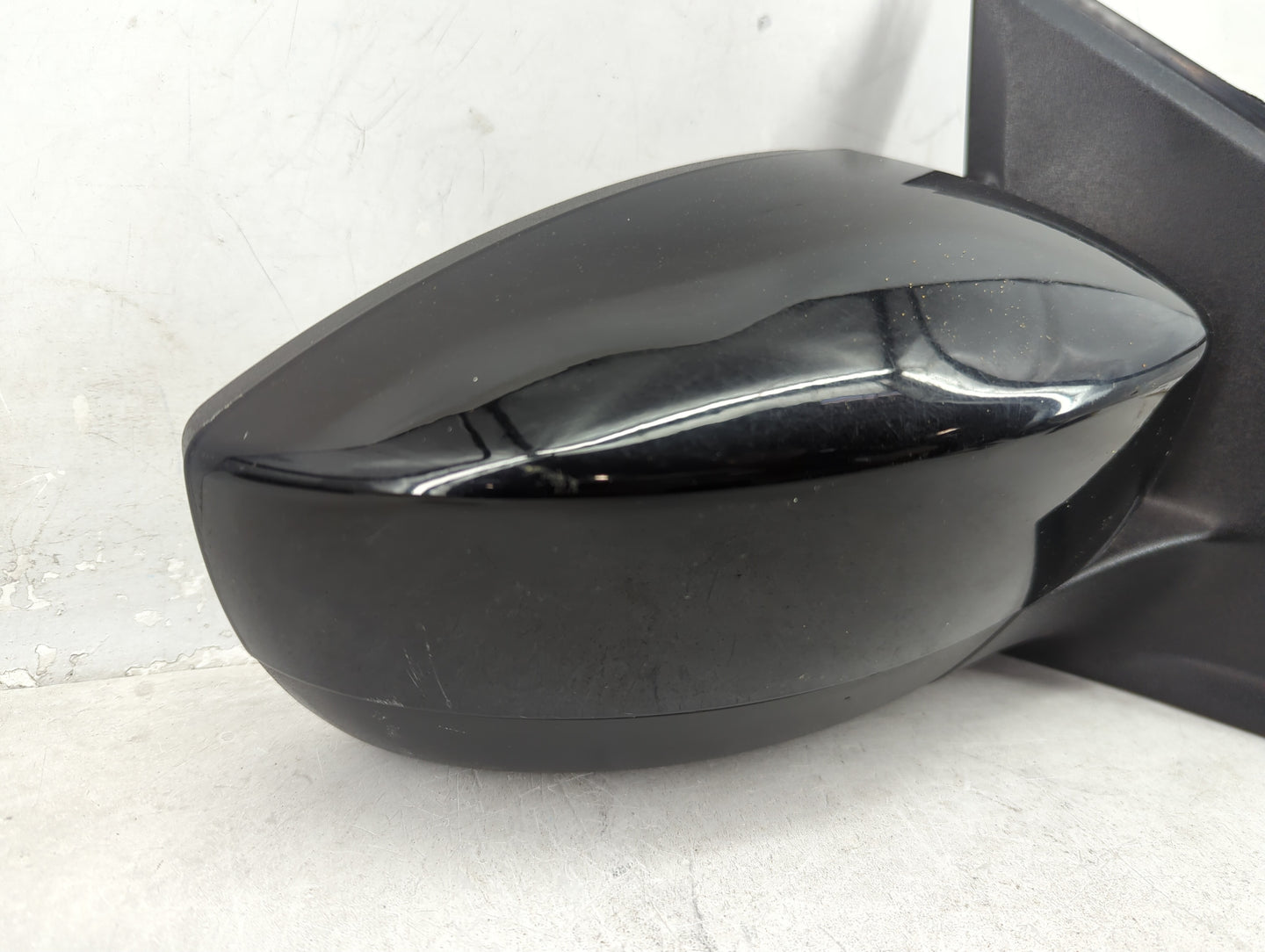 2017-2019 Ford Escape Passenger Side View Mirror - Right Door Mirror OEM Used - Oemusedautoparts1.com