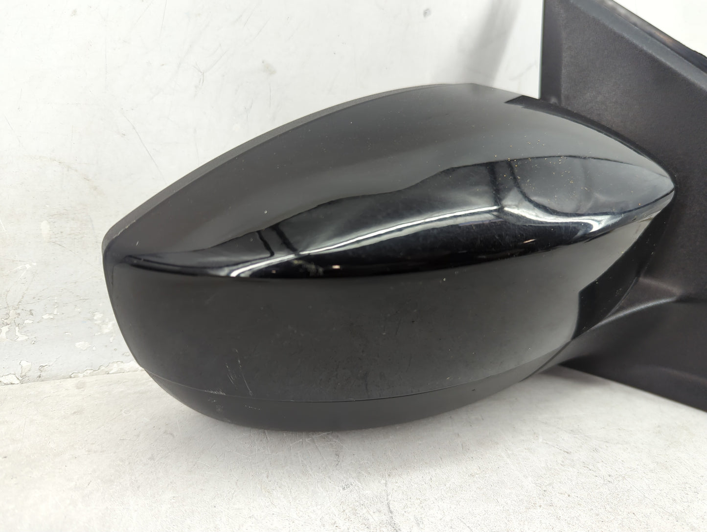 2017-2019 Ford Escape Passenger Side View Mirror - Right Door Mirror OEM Used - Oemusedautoparts1.com