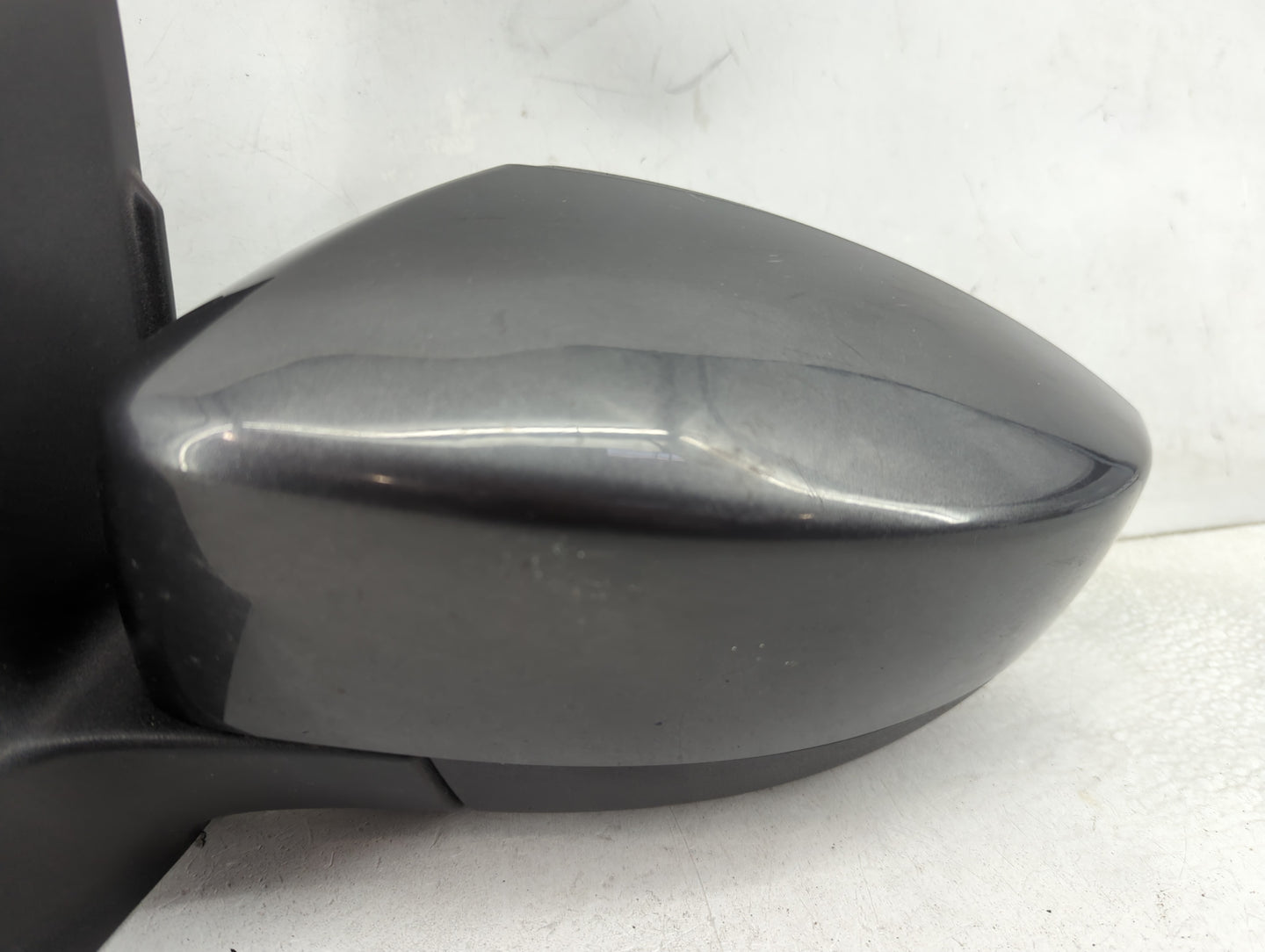2017-2019 Ford Escape Driver Side View Mirror - Left Door Mirror OEM Used - Oemusedautoparts1.com