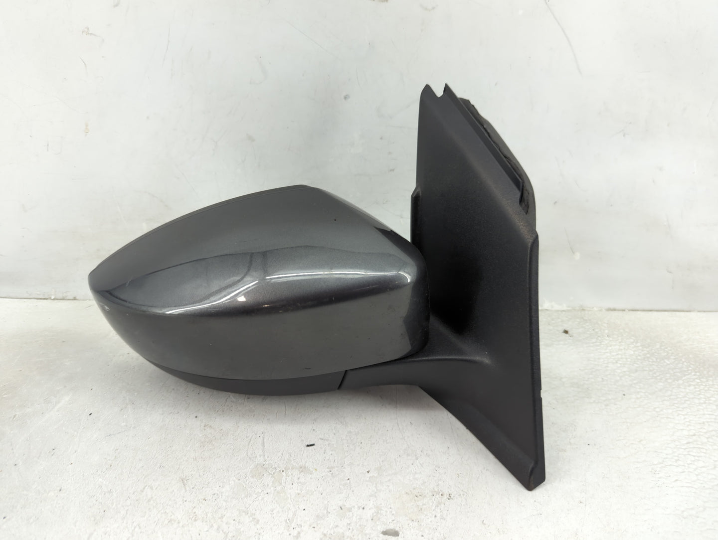 2017-2019 Ford Escape Passenger Side View Mirror - Right Door Mirror OEM Used - Oemusedautoparts1.com
