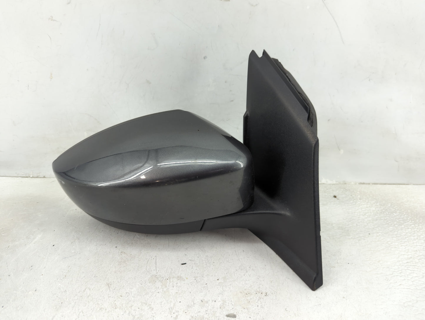 2017-2019 Ford Escape Passenger Side View Mirror - Right Door Mirror OEM Used - Oemusedautoparts1.com