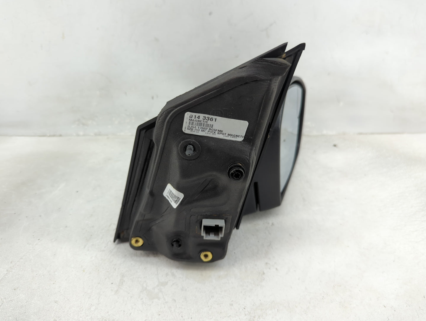 2017-2019 Ford Escape Passenger Side View Mirror - Right Door Mirror OEM Used - Oemusedautoparts1.com