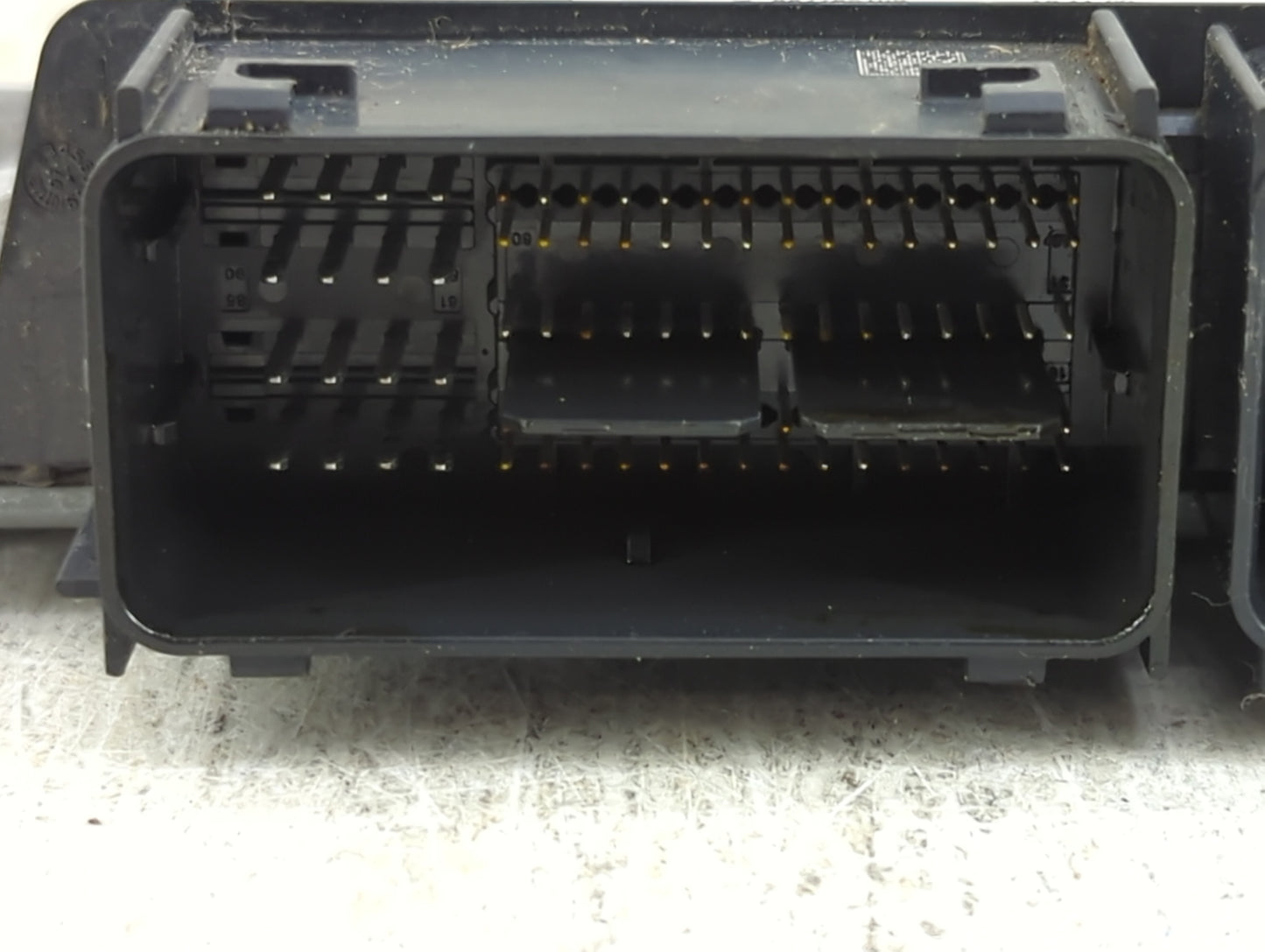 2017-2019 Ford Escape PCM Engine Control Computer ECU ECM PCU OEM P/N:HJ5A-12A650-MA FV6A-12B684-AB Fits Fits 2017 2018 2019