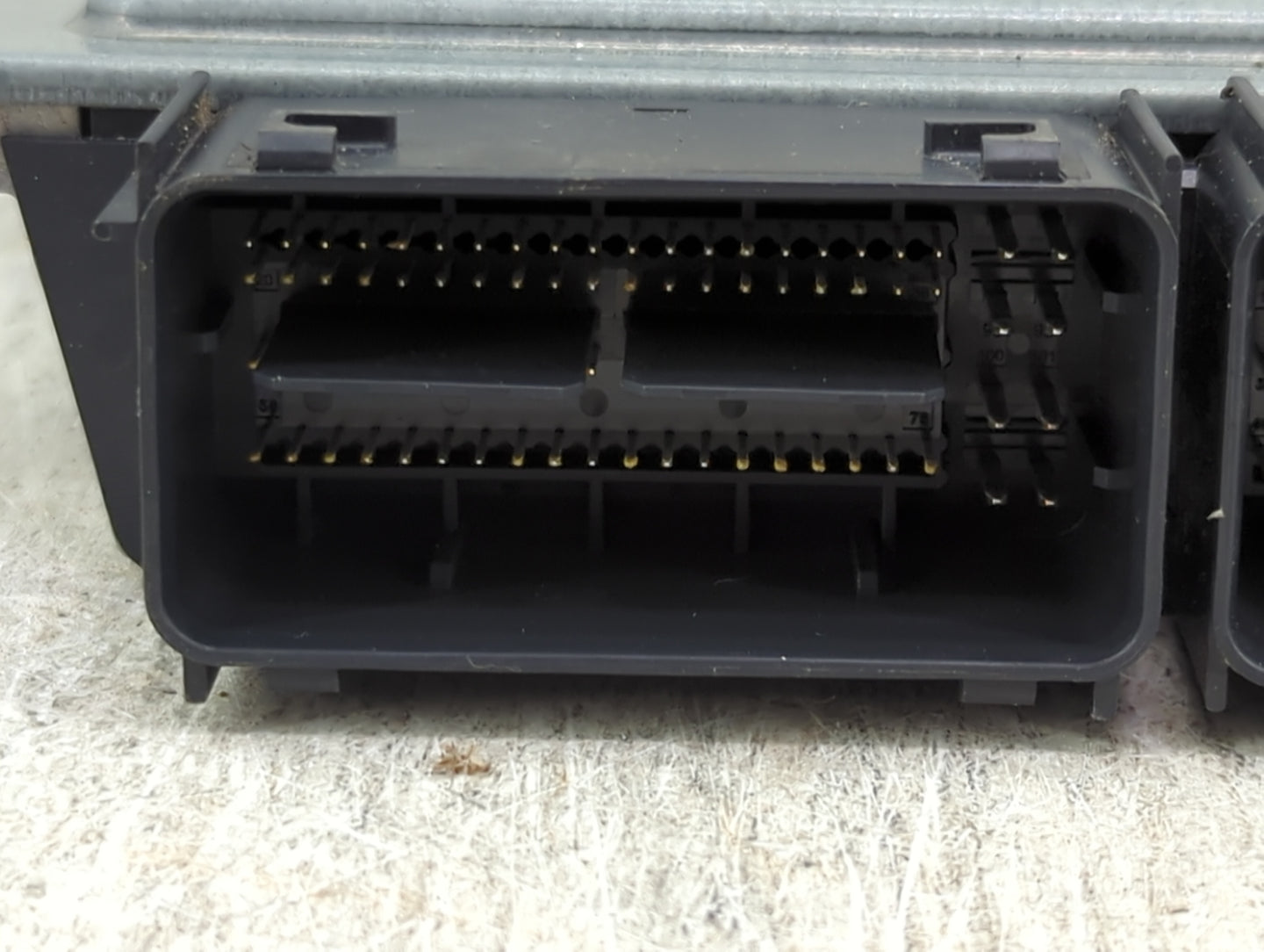 2017-2019 Ford Escape PCM Engine Control Computer ECU ECM PCU OEM P/N:HJ5A-12A650-CA Fits Fits 2016 2017 2018 2019 2020 OEM 