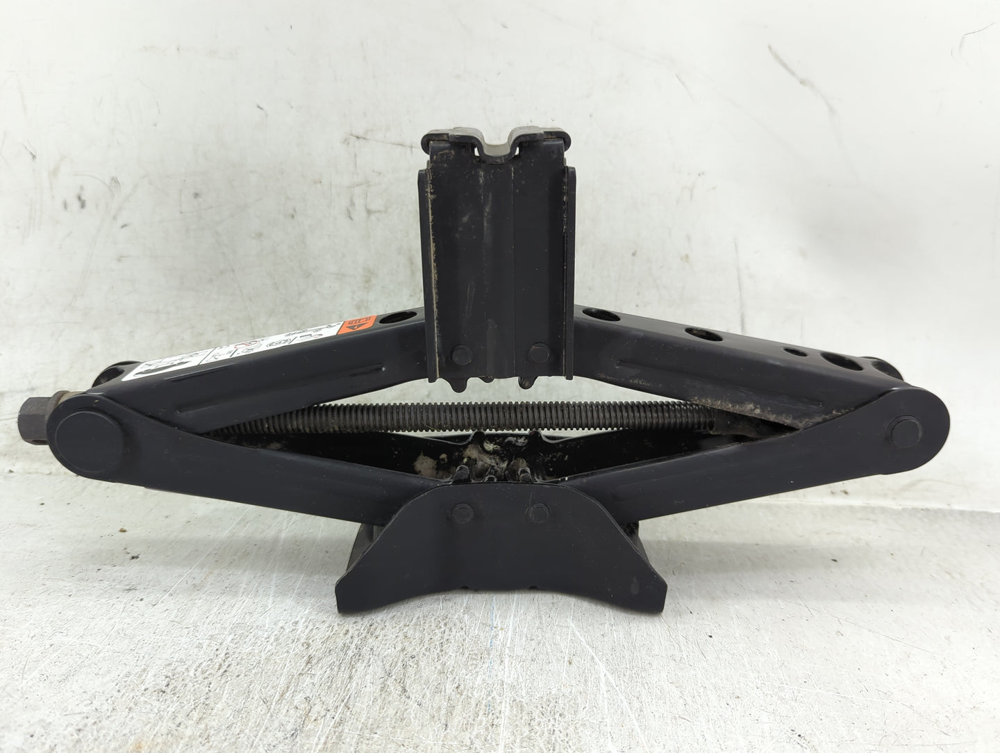 2017 Ford Escape Spare Scissor Car Jack 1431440 - Oemusedautoparts1.com