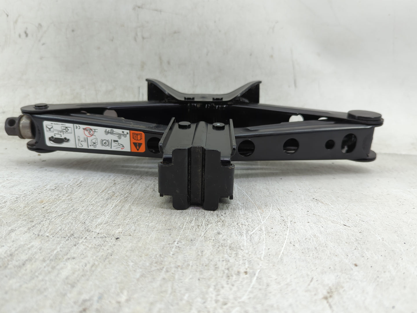2017 Ford Escape Spare Scissor Car Jack 1431440 - Oemusedautoparts1.com