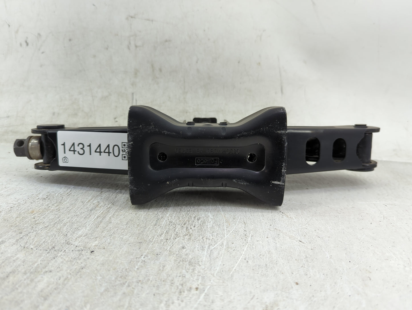 2017 Ford Escape Spare Scissor Car Jack 1431440 - Oemusedautoparts1.com