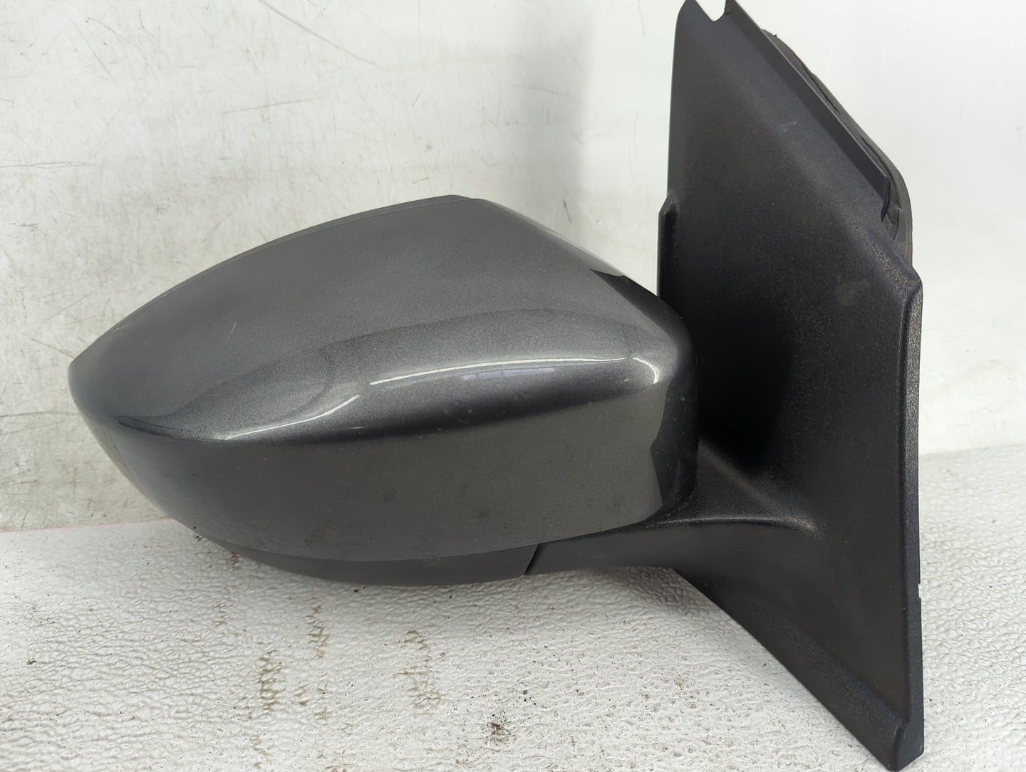 2017-2019 Ford Escape Passenger Side View Mirror - Right Door Mirror OEM Used - Oemusedautoparts1.com