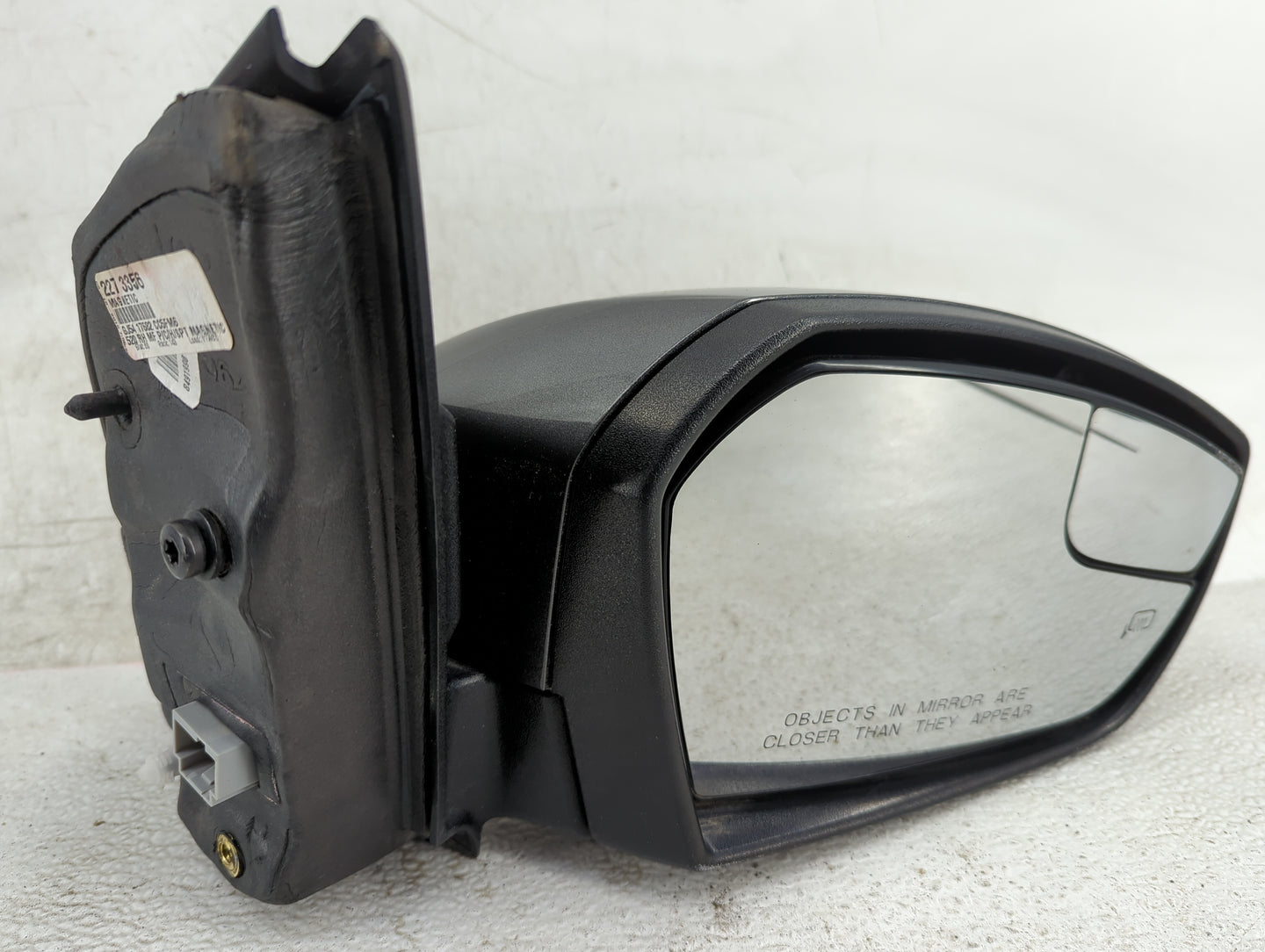 2017-2019 Ford Escape Passenger Side View Mirror - Right Door Mirror OEM Used - Oemusedautoparts1.com
