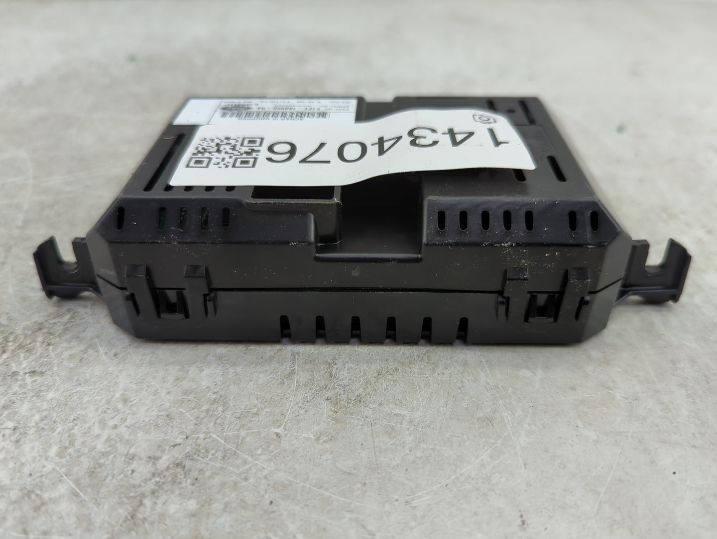 2017-2017 Ford Escape Information Display Screen - Oemusedautoparts1.com