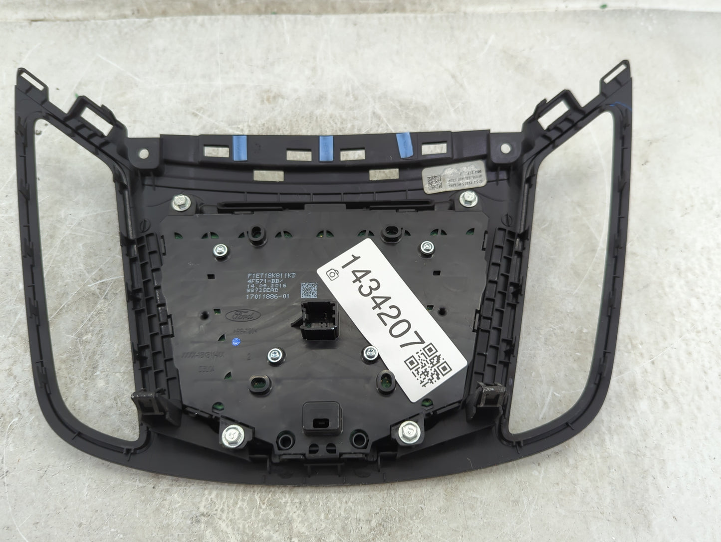2017-2019 Ford Escape Radio Control Panel Black - Oemusedautoparts1.com