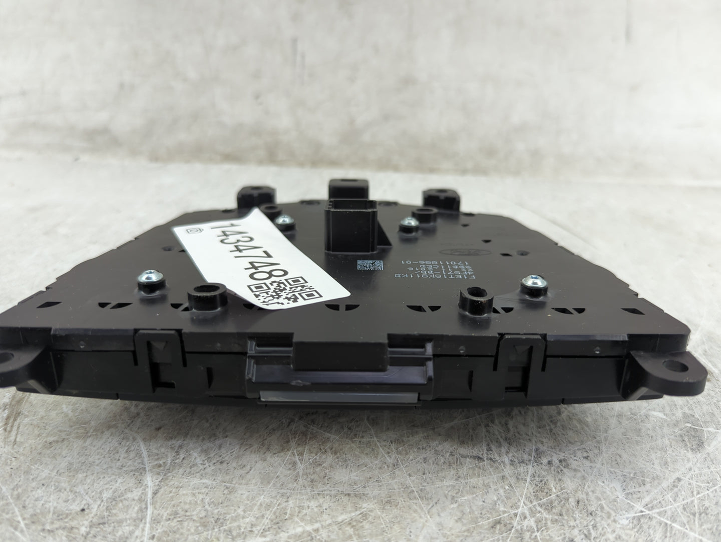 2017-2019 Ford Escape Radio Control Panel - Oemusedautoparts1.com
