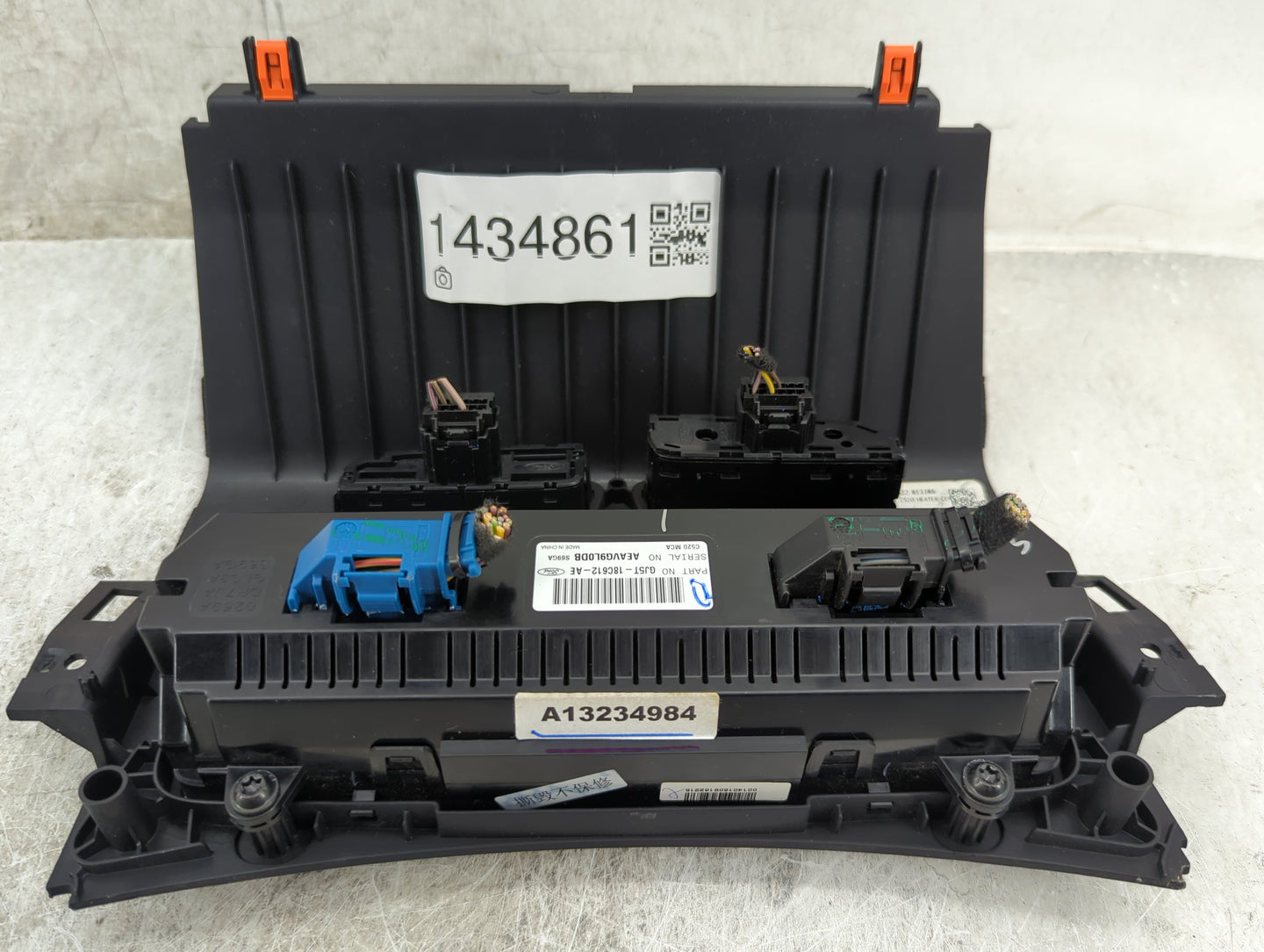 2017 Ford Escape Climate Control Module Temperature AC/Heater Replacement P/N:GJ5T-18C612-AE Fits OEM Used Auto Parts - Oemu