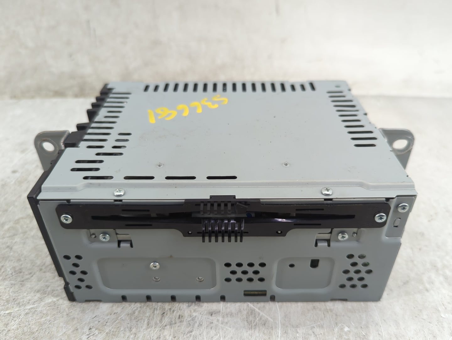2017-2019 Ford Escape Radio AM FM Cd Player Receiver Replacement P/N:GJ5T-19C107-DD CQ-CJ6N424MC Fits Fits 2017 2018 2019 OE