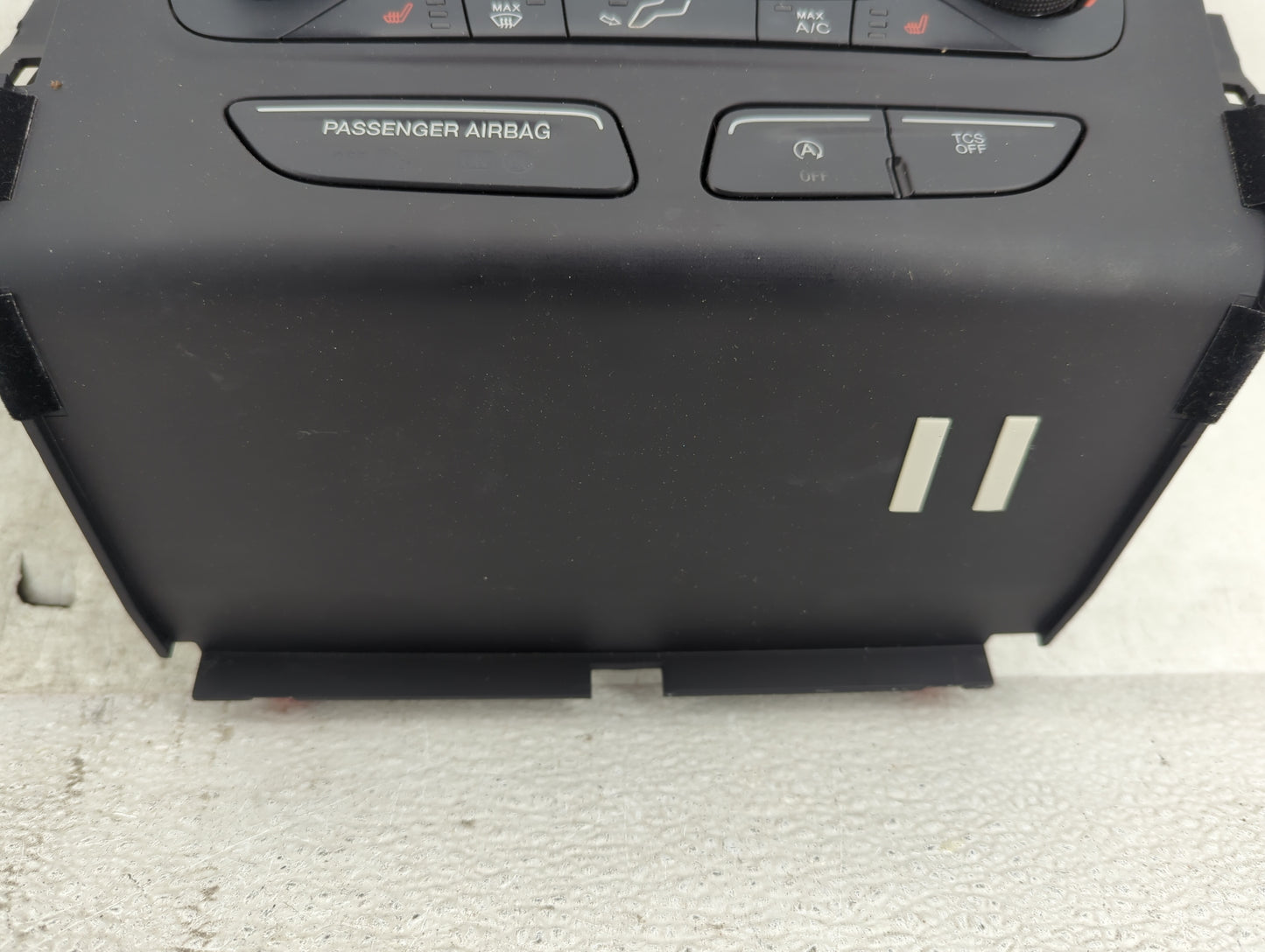 2017 Ford Escape Climate Control Module Temperature AC/Heater Replacement P/N:GJ5T-18C612-CE GEAVG9H54A Fits OEM Used Auto P