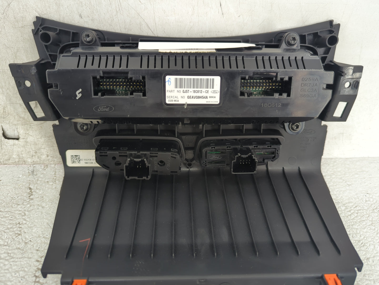 2017 Ford Escape Climate Control Module Temperature AC/Heater Replacement P/N:GJ5T-18C612-CE GEAVG9H54A Fits OEM Used Auto P