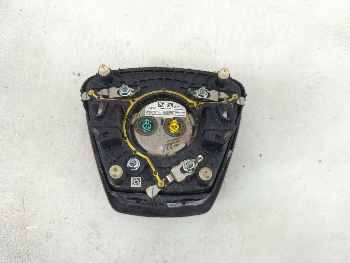 2017 Ford Escape Air Bag Driver Left Steering Wheel Mounted P/N:G25E163F2C0CU GJ54 A043B13 AC3ZHE, Q569-P1-0037 Fits OEM Use