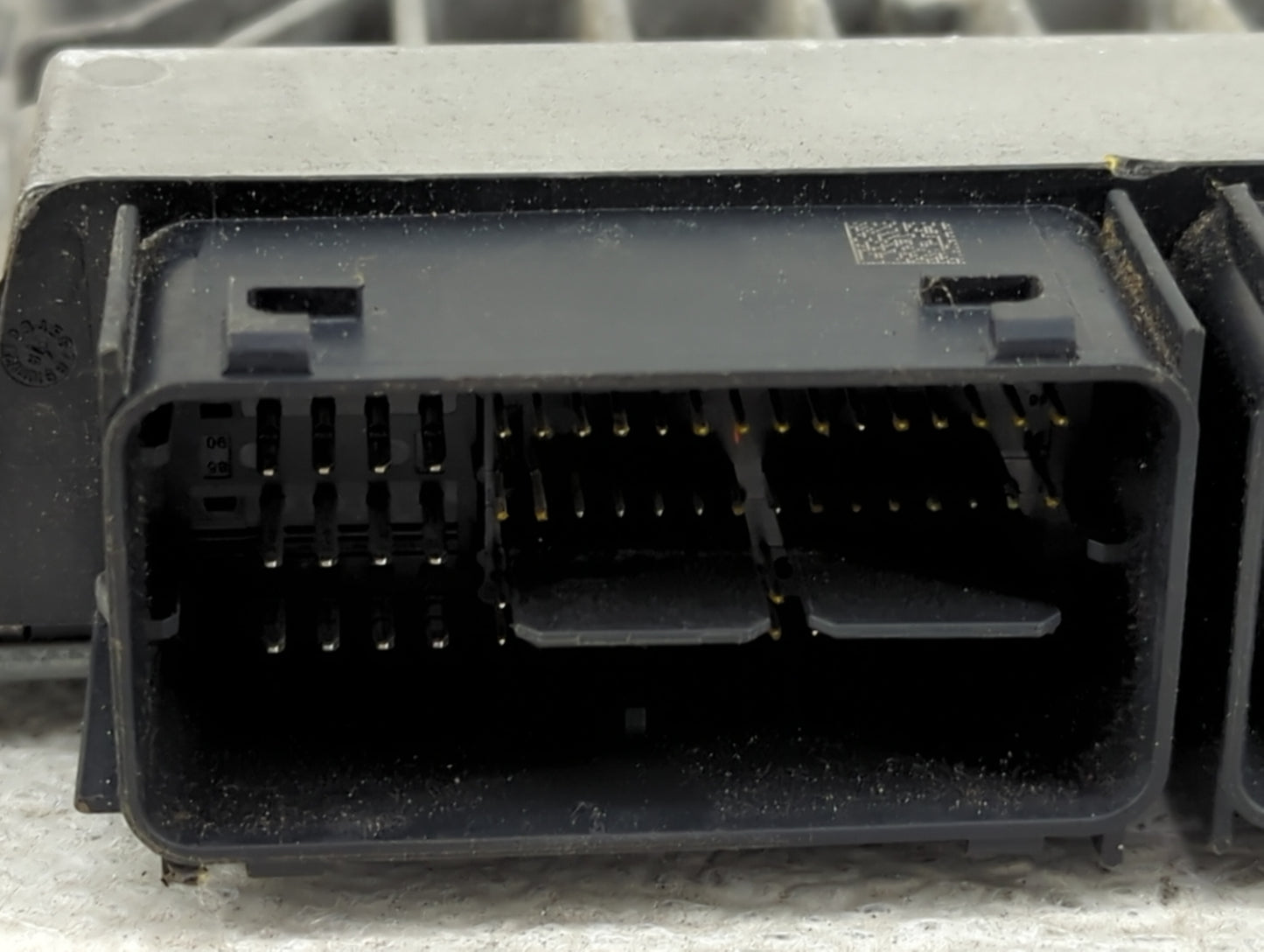 2017-2019 Ford Escape PCM Engine Control Computer ECU ECM PCU OEM P/N:HU5A-12A650-CA GV6A-12B684-CB Fits OEM Used Auto Parts